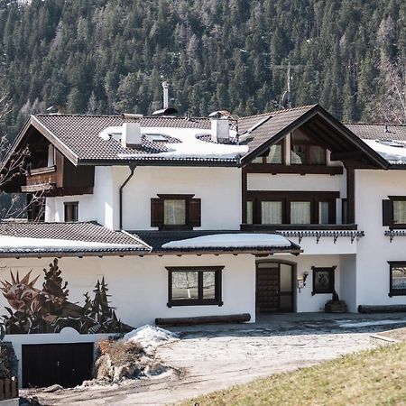 Kronplatz Lodge Dolomites ซาน วิจลิโอ ดิ มาเรบเบ ภายนอก รูปภาพ